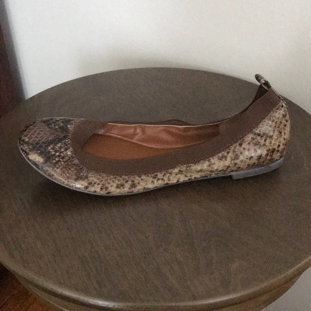 Used Banana Republic Snakeskin Flats, Size 6